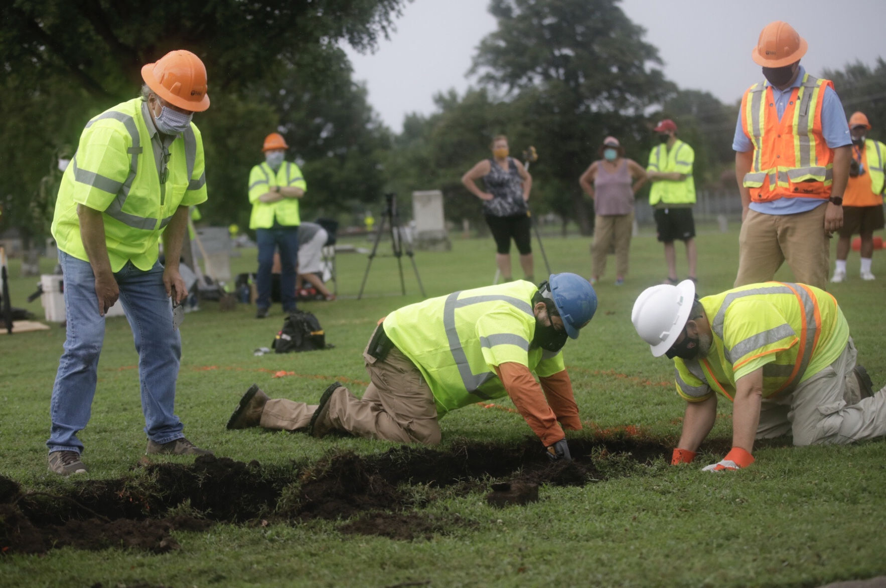 Mass graves search